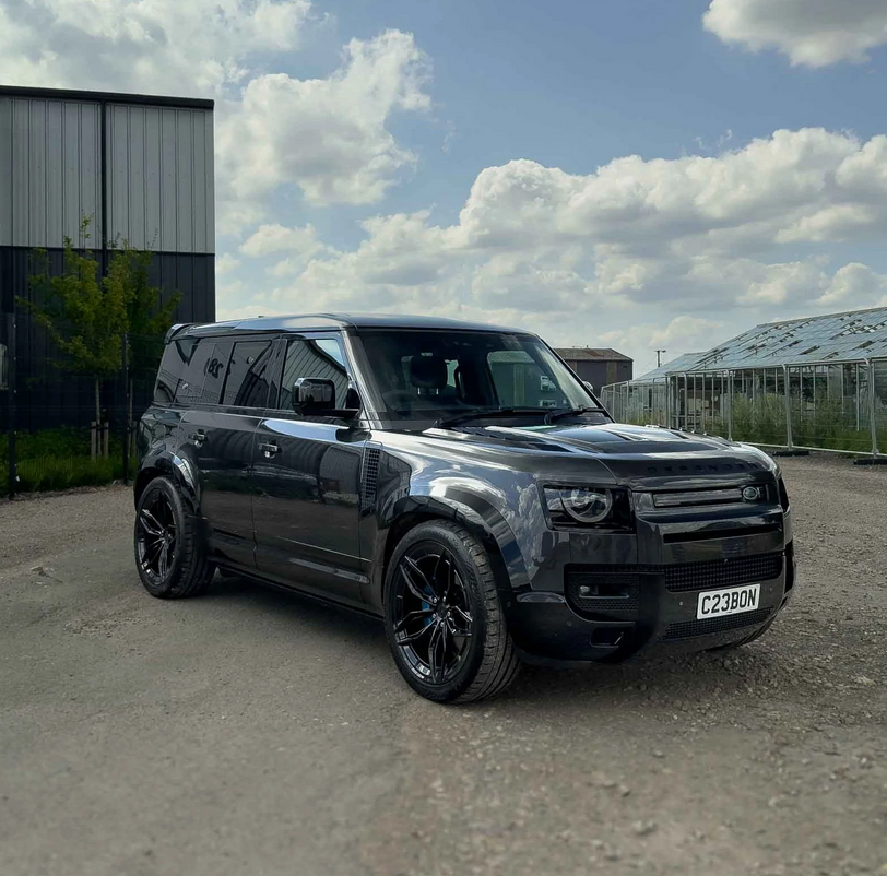Land Rover Defender 110 Kotflügelverbreiterungen "small" schwarzglanz